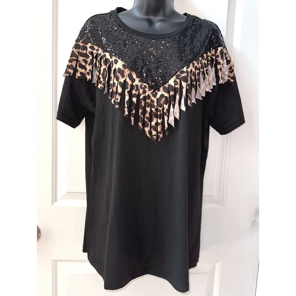 Sunshine & Rodeos black tee with sequins and Leo print fringe